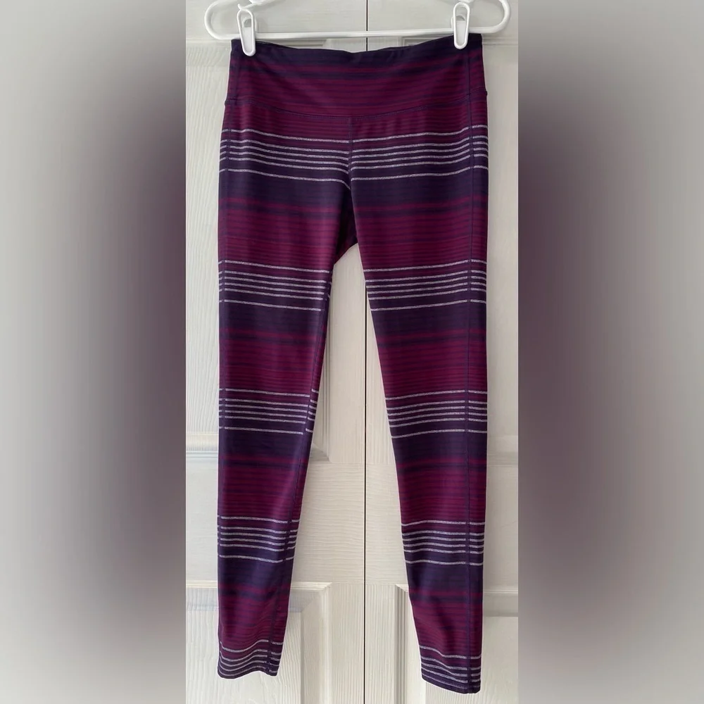 Athleta Chaturanga Purple Striped Leggings Size M - Picture 2 of 10